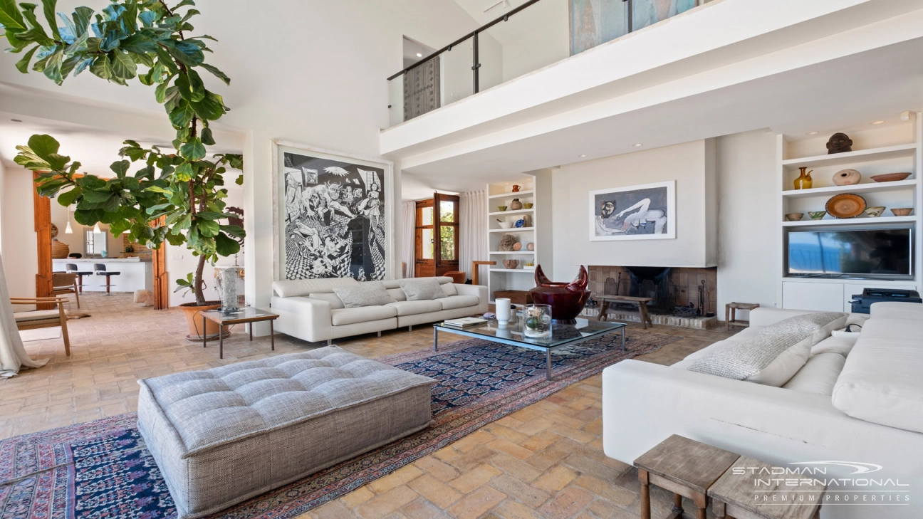 Frontline Villa with Stunning Sea views in Altea