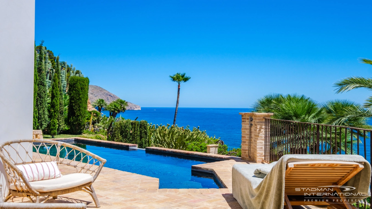Frontline Villa with Stunning Sea views in Altea