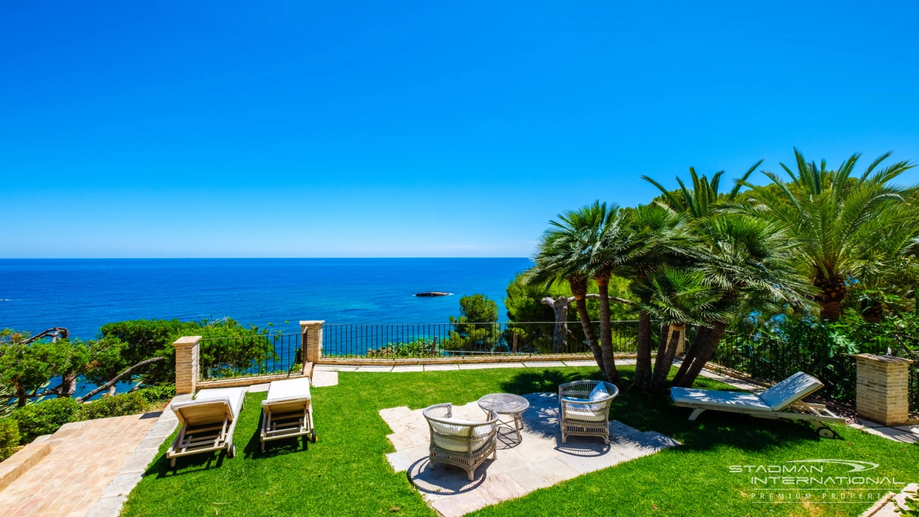 Frontline Villa with Stunning Sea views in Altea