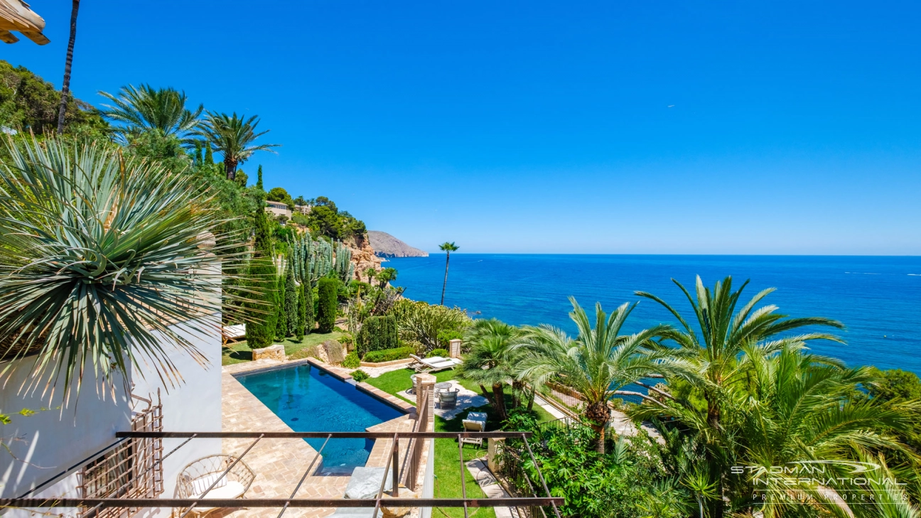 Frontline Villa with Stunning Sea views in Altea