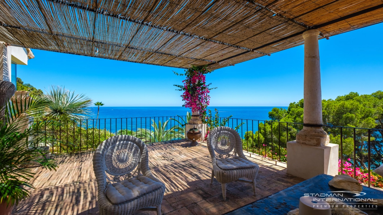 Frontline Villa with Stunning Sea views in Altea