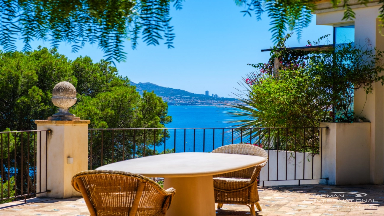 Frontline Villa with Stunning Sea views in Altea