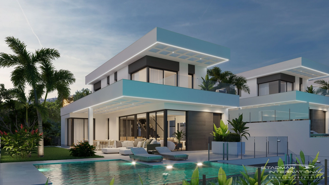 Modern Villas with Panoramic Sea Views in Golf Bahia