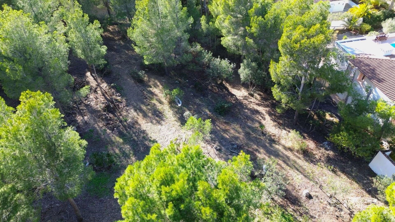 Stor Byggetomt i Sierra de Altea nær Golfbanen
