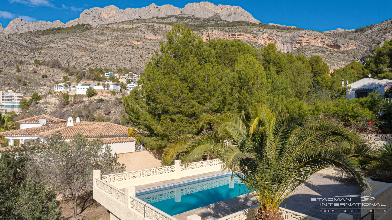 South Facing Villa with Guest Apartment in the Altea Golf Area