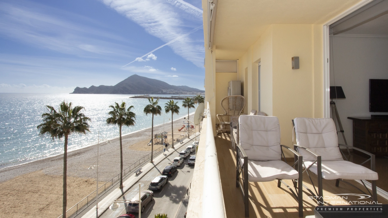 Stor Førstelinjeleilighet ved Strandpromenaden i Altea