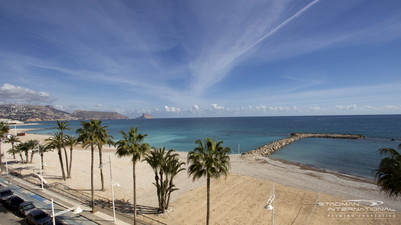 Stor Førstelinjeleilighet ved Strandpromenaden i Altea