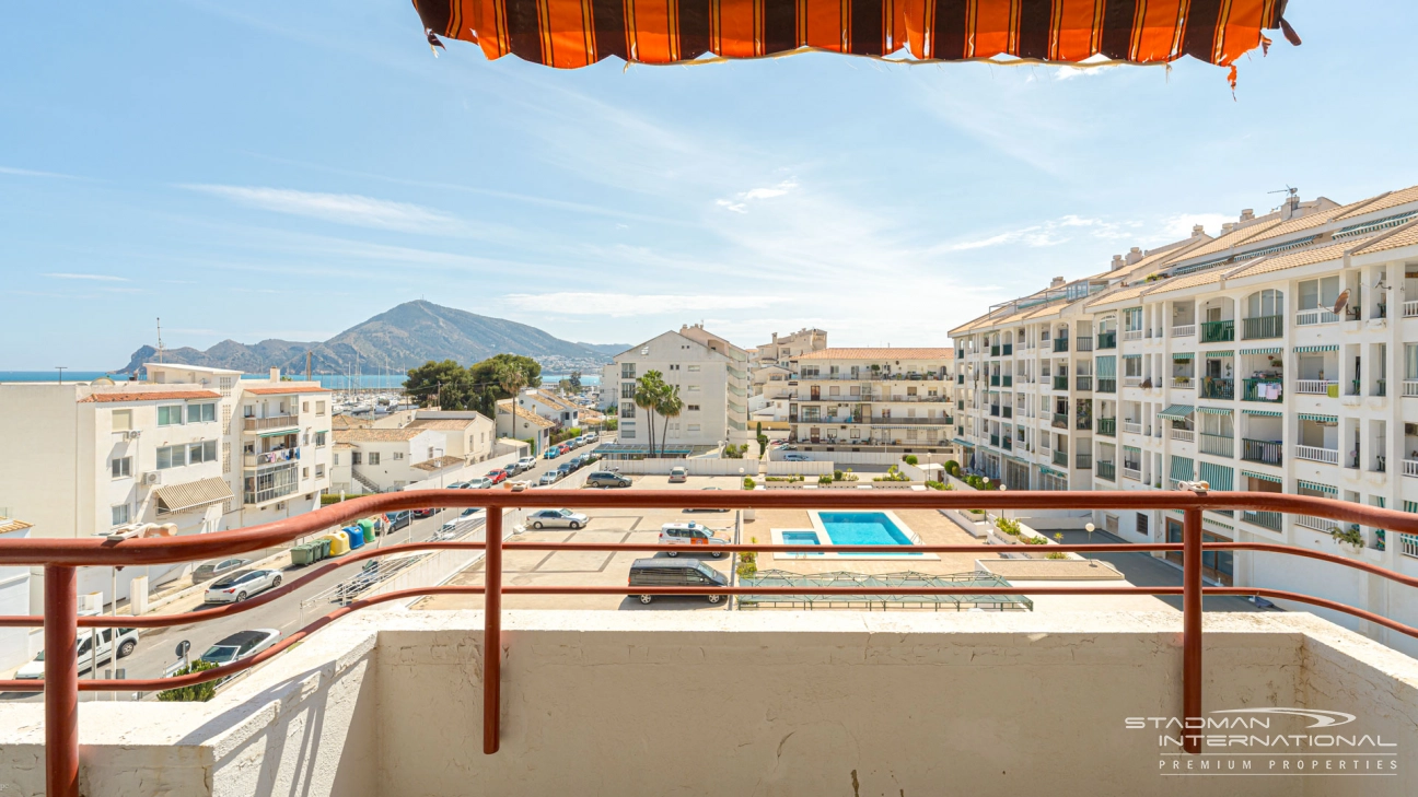 Spacious Apartment with South facing Terrace at the Harbor in Altea