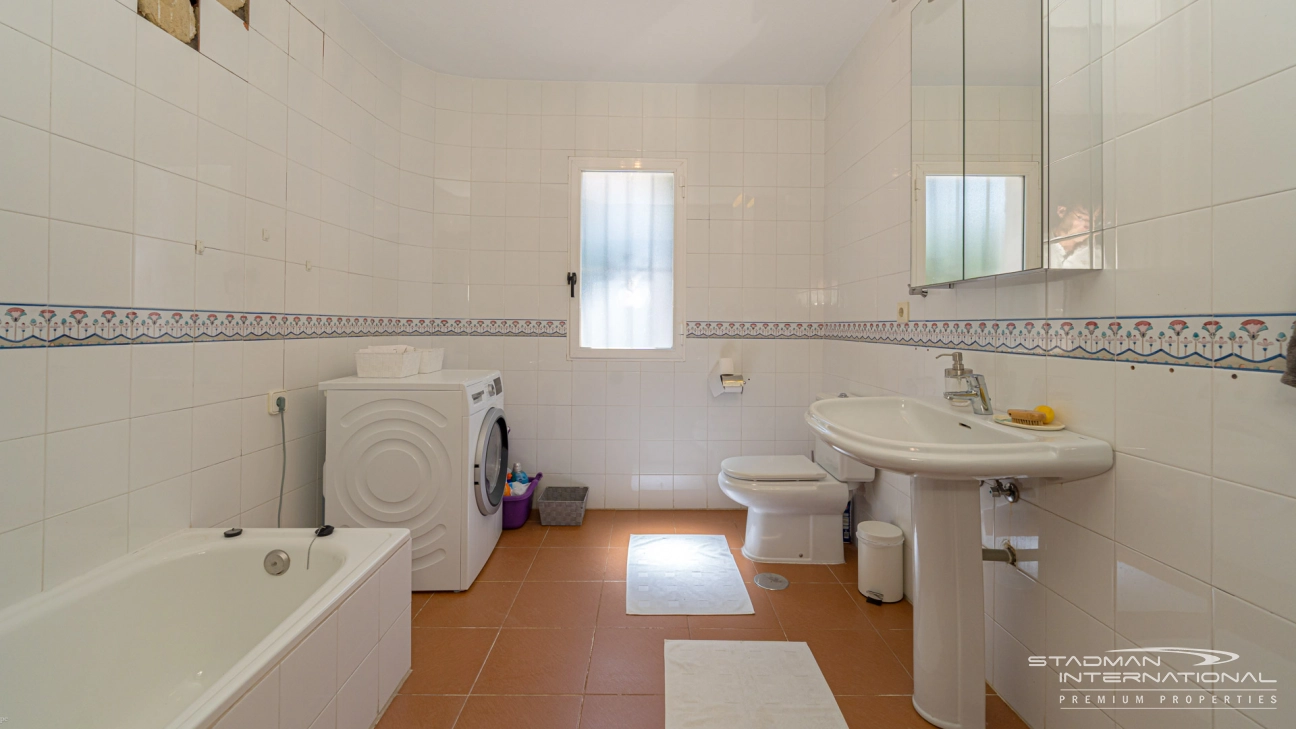 Villa with Guest Apartment and Sea View in the Sierra de Altea
