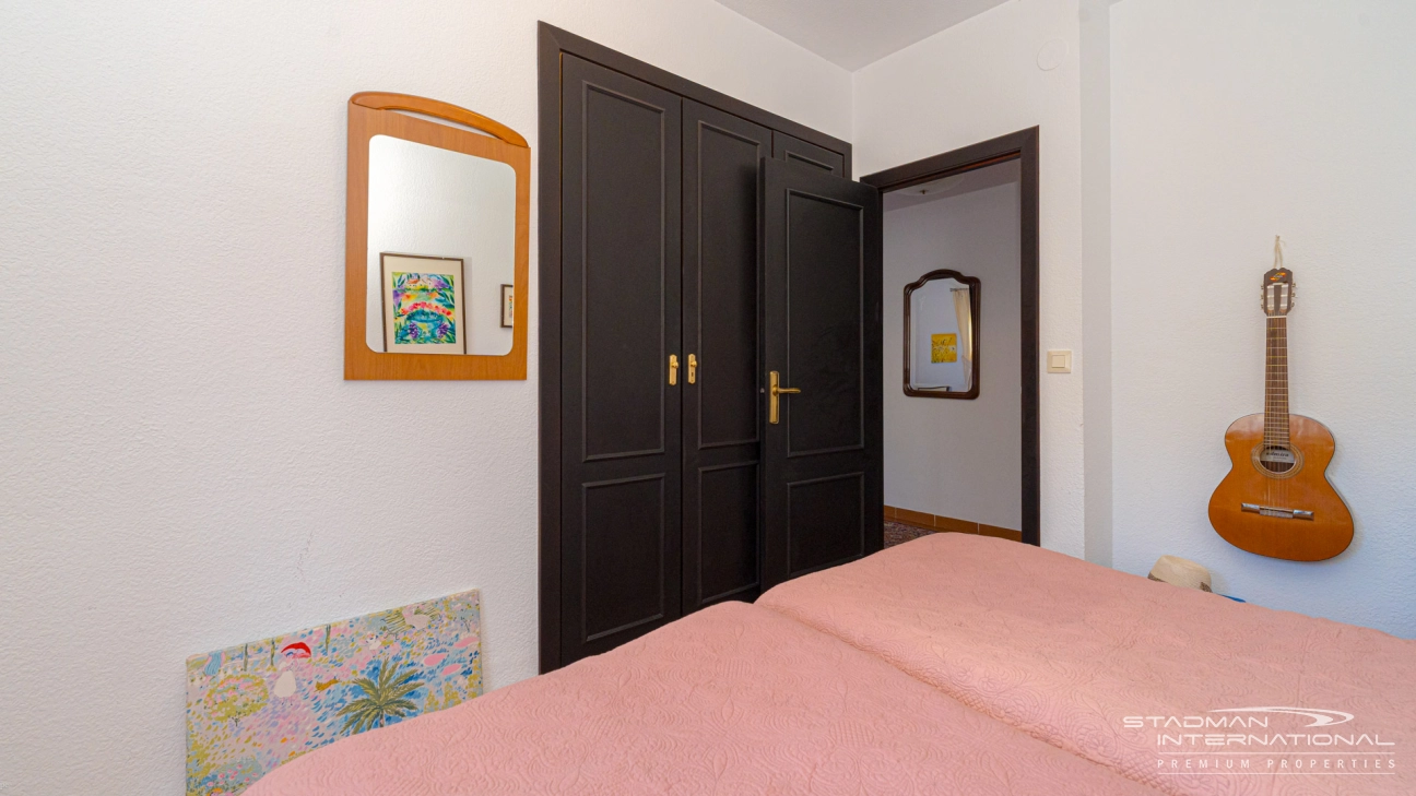 Villa with Guest Apartment and Sea View in the Sierra de Altea