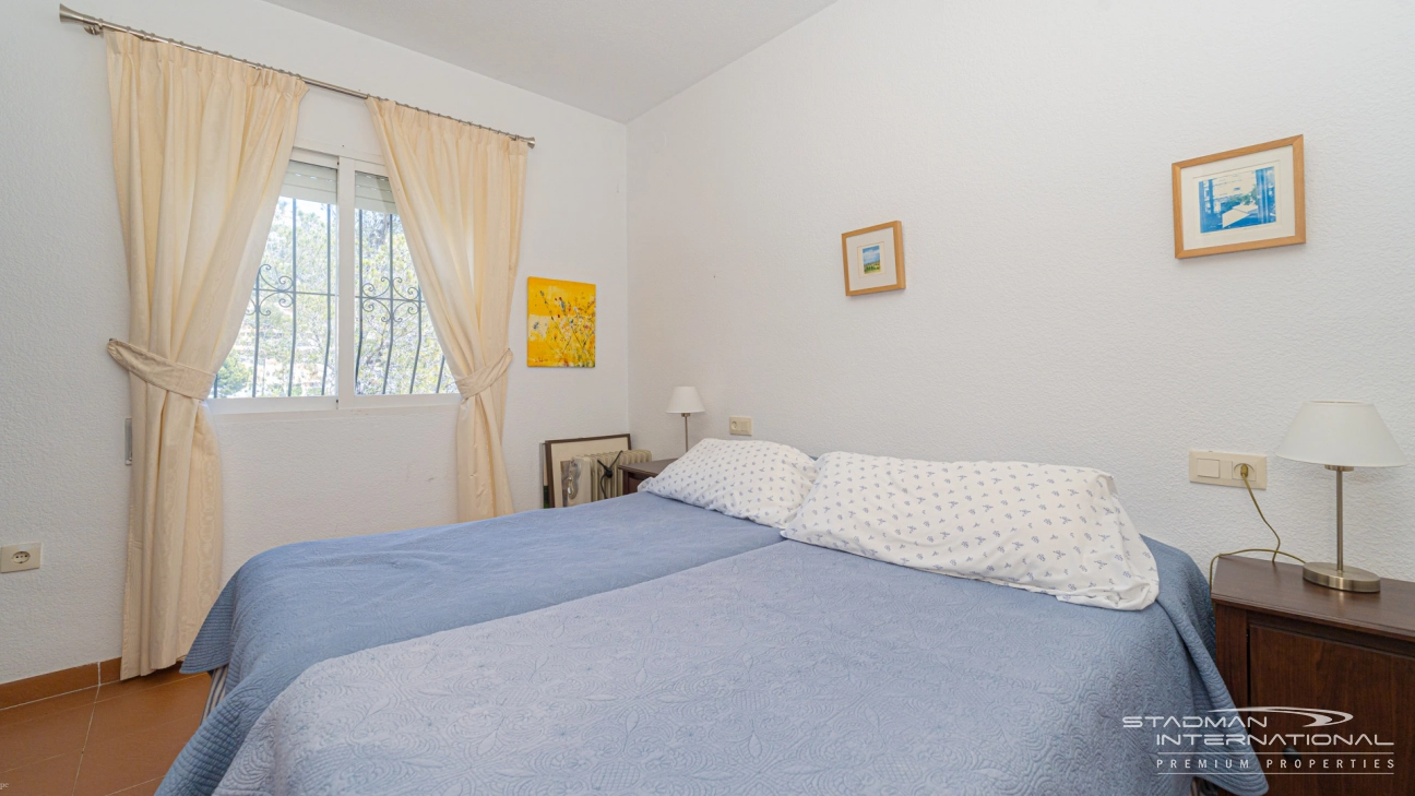 Villa with Guest Apartment and Sea View in the Sierra de Altea