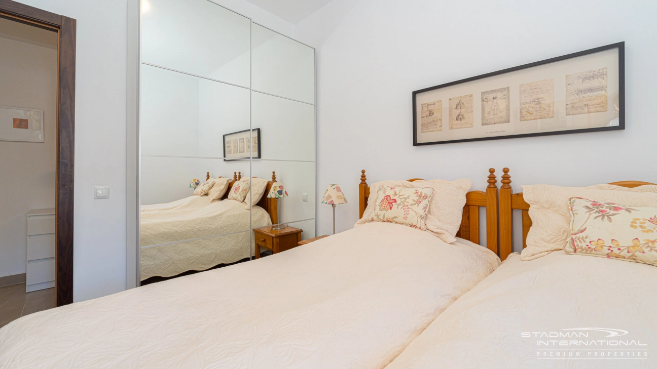 Villa with Guest Apartment and Sea View in the Sierra de Altea