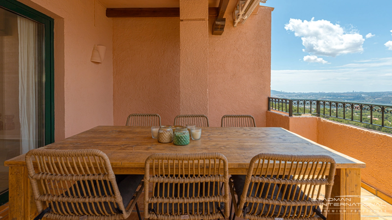 Spacious Duplex Apartment with Beautiful Panoramic Views