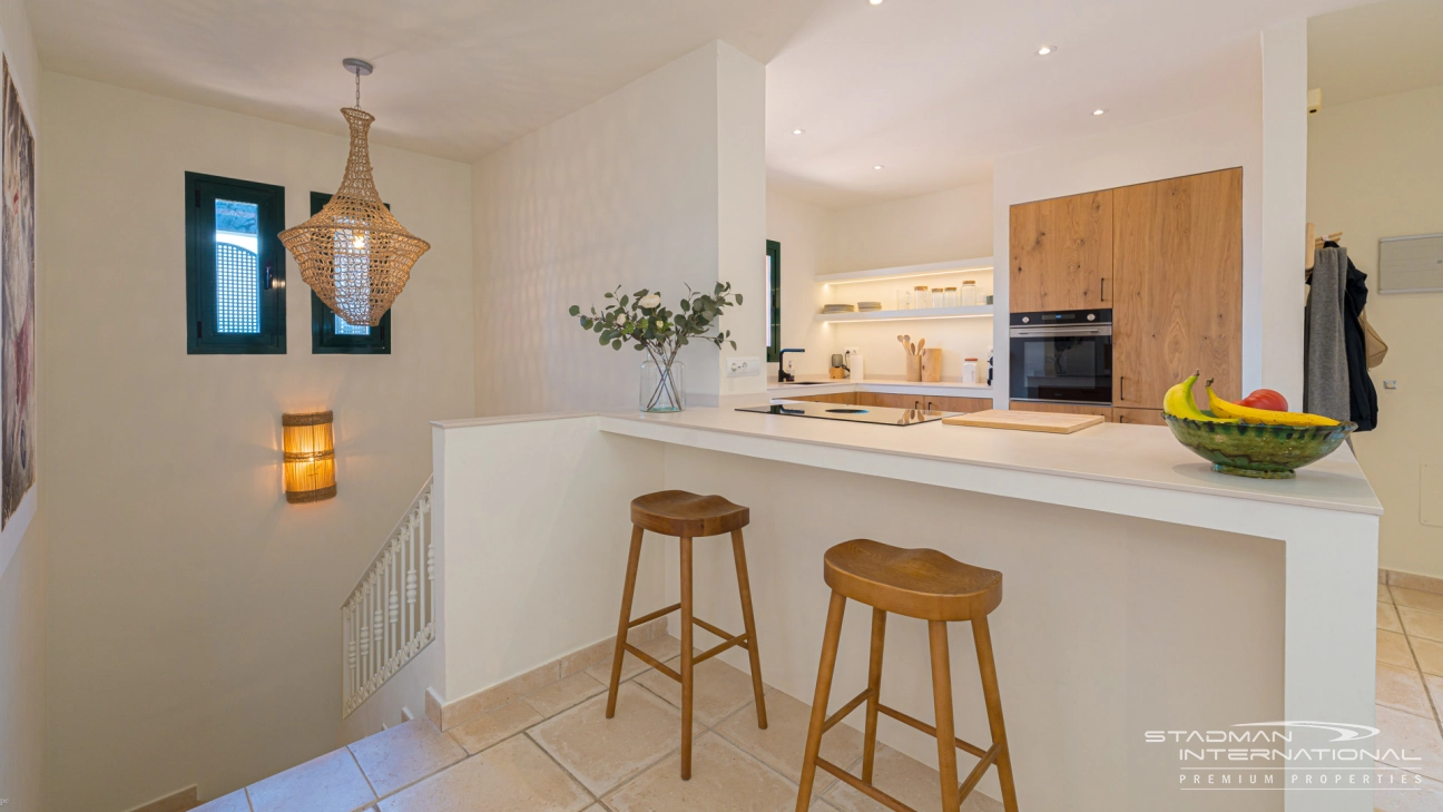Spacious Duplex Apartment with Beautiful Panoramic Views
