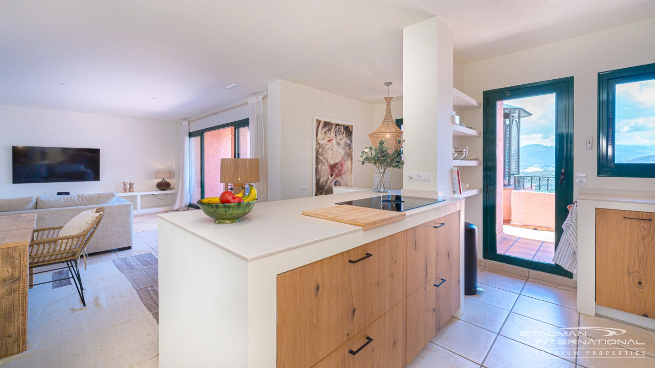 Spacious Duplex Apartment with Beautiful Panoramic Views