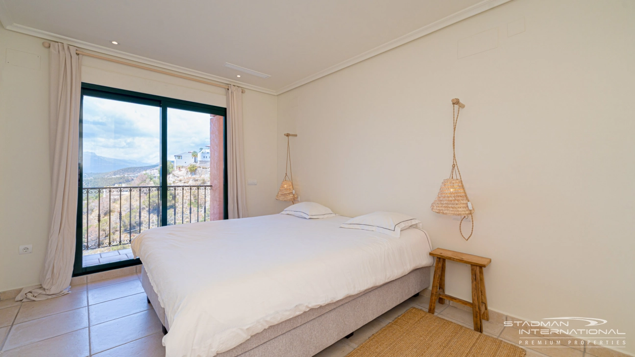 Spacious Duplex Apartment with Beautiful Panoramic Views