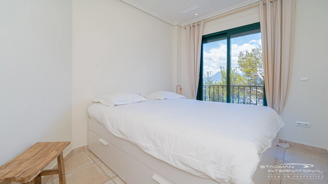 Spacious Duplex Apartment with Beautiful Panoramic Views
