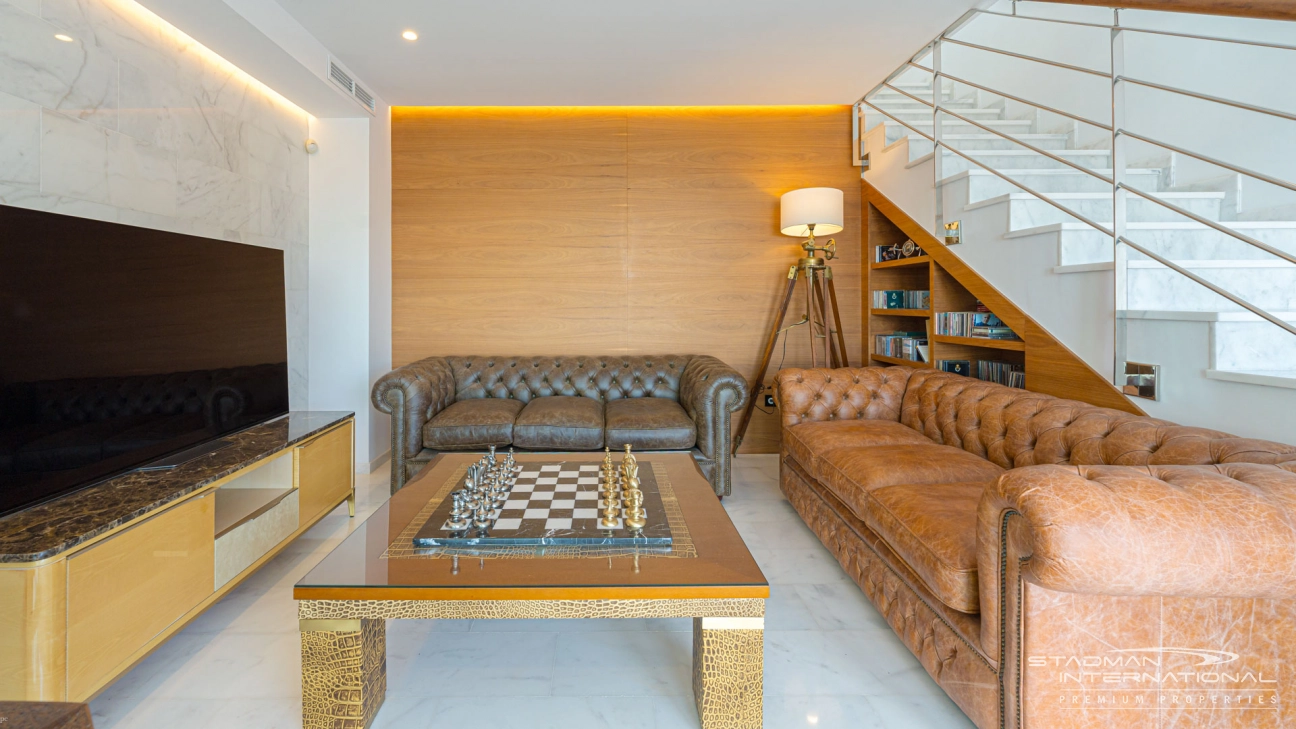 Modern Villa with Fantastic Sea Views in Altea La Vella