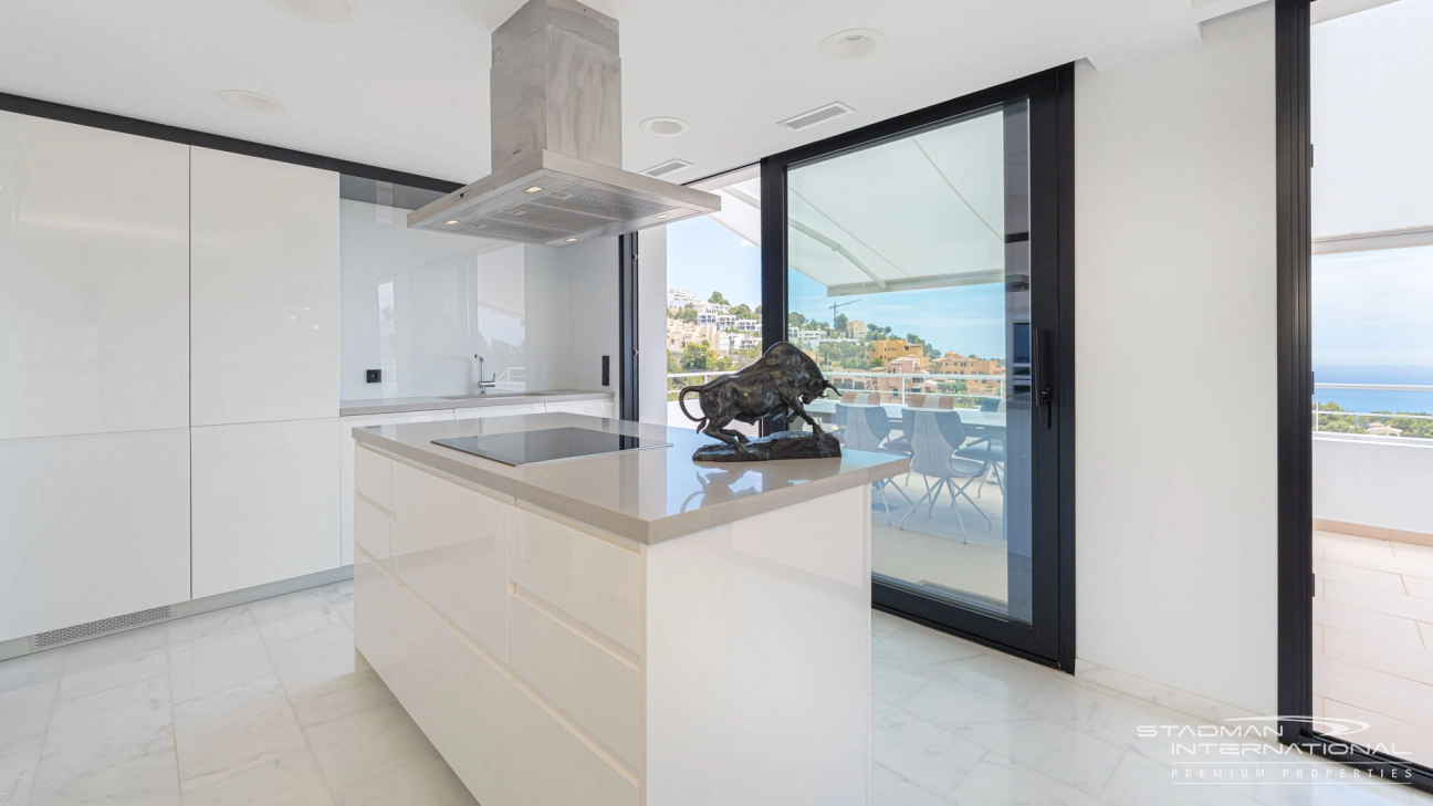 Modern Villa with Fantastic Sea Views in Altea La Vella