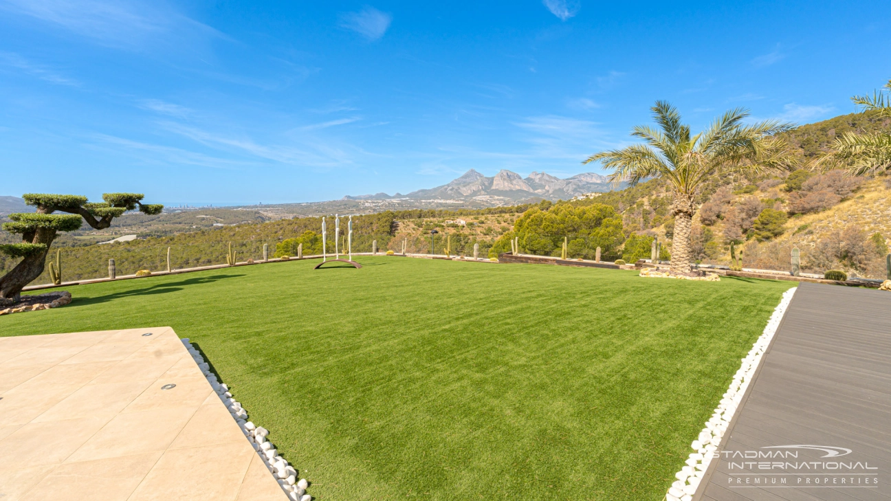 Luxury Sea View Villa on the Best Plot of Altea la Vella