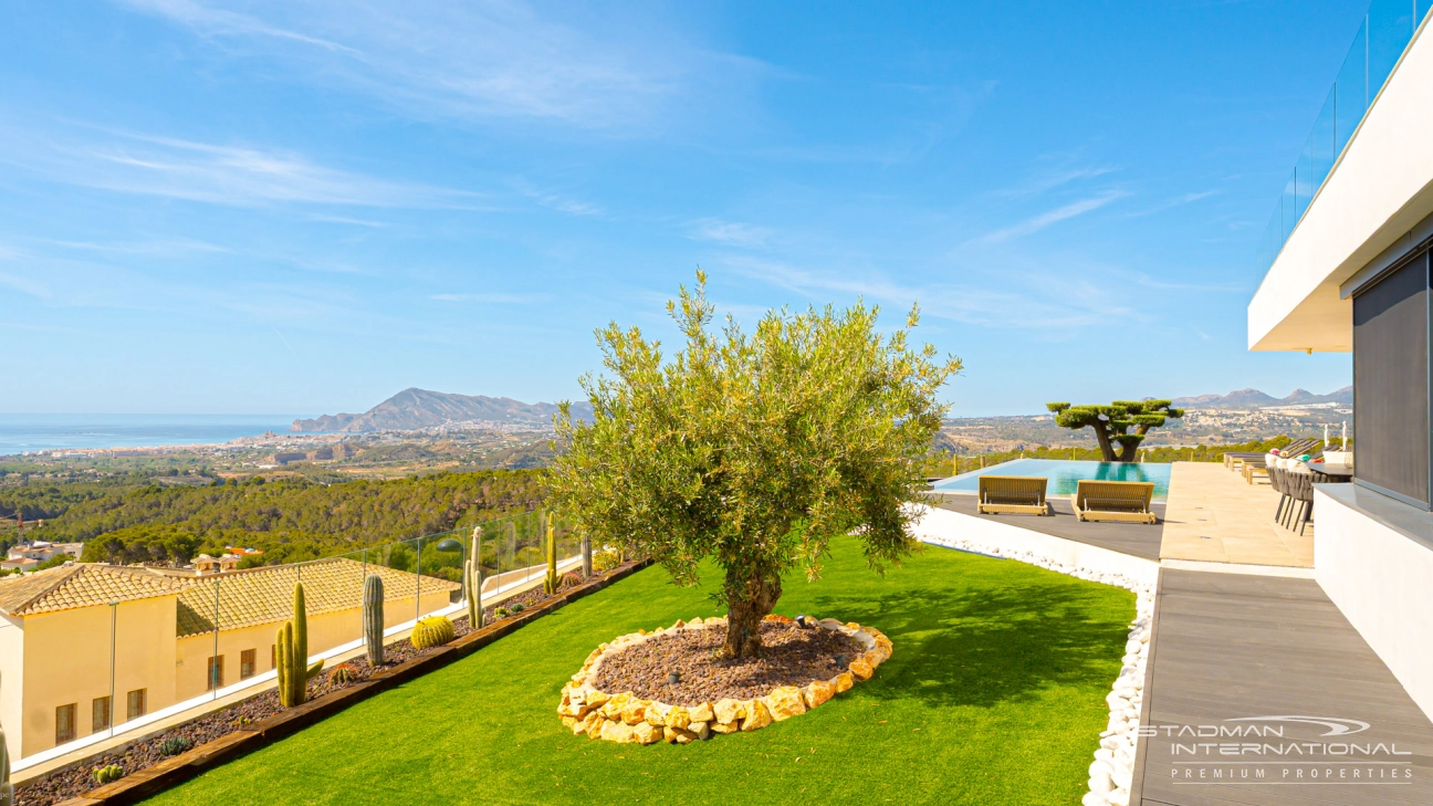 Luxury Sea View Villa on the Best Plot of Altea la Vella