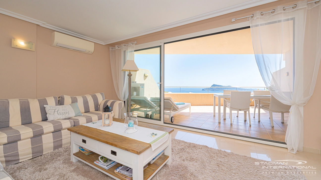 Large Apartment with Beautiful Sea Views in the Sierra de Altea