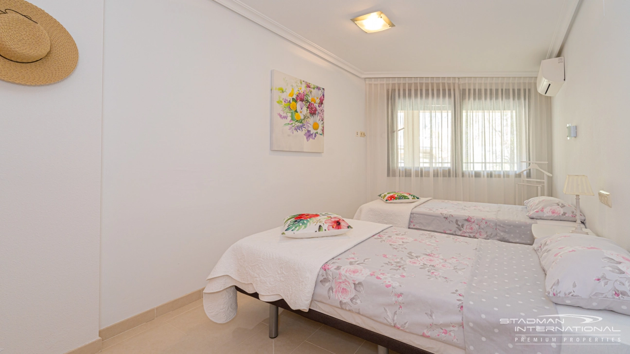 Large Apartment with Beautiful Sea Views in the Sierra de Altea
