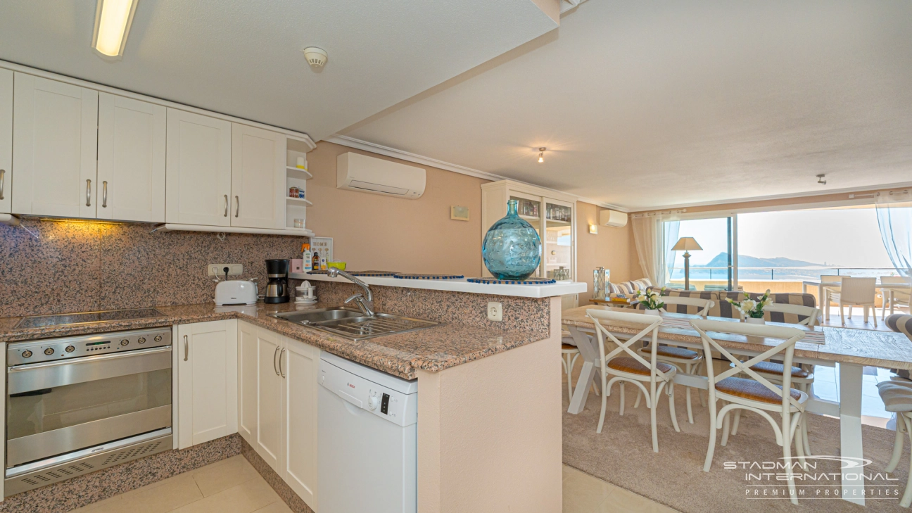 Large Apartment with Beautiful Sea Views in the Sierra de Altea
