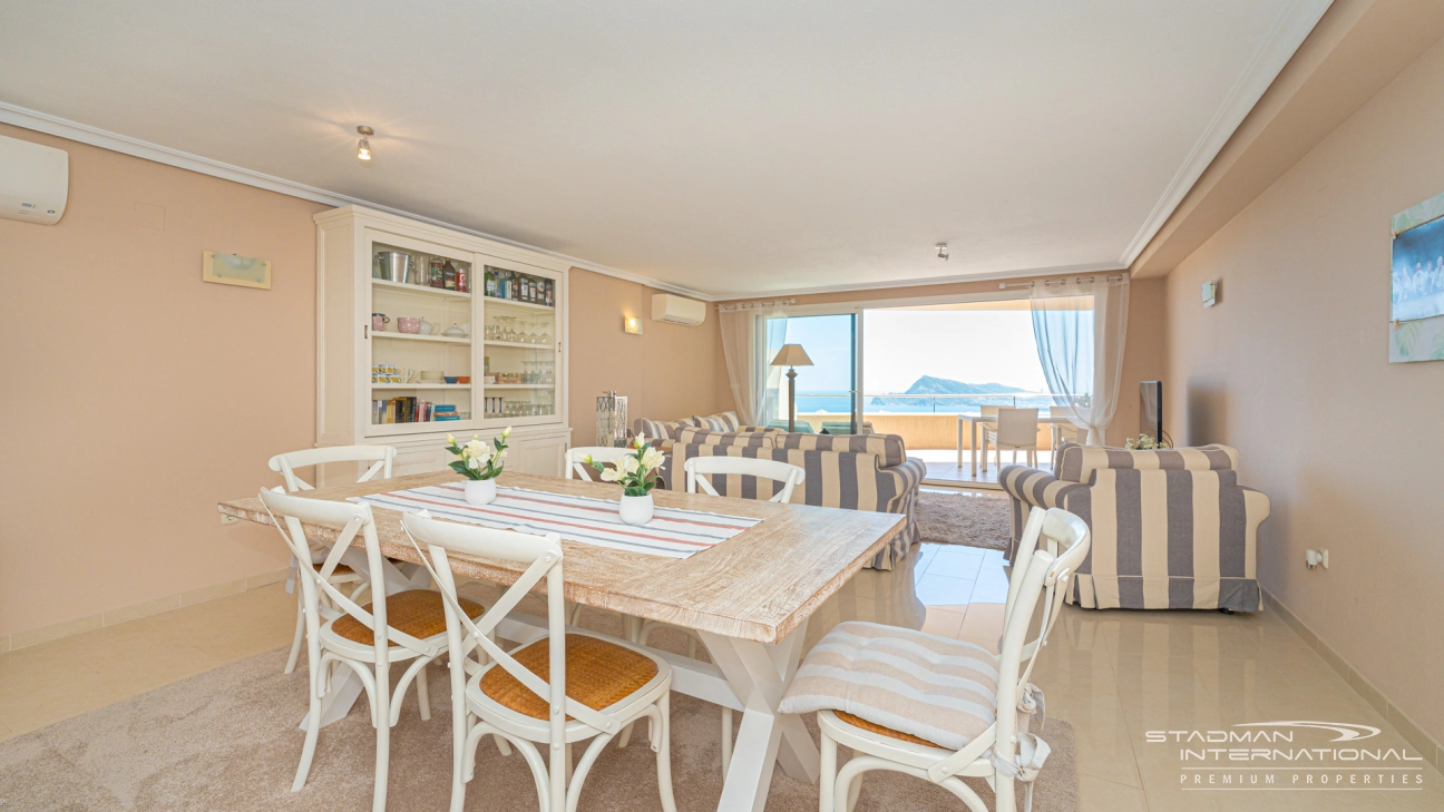 Large Apartment with Beautiful Sea Views in the Sierra de Altea