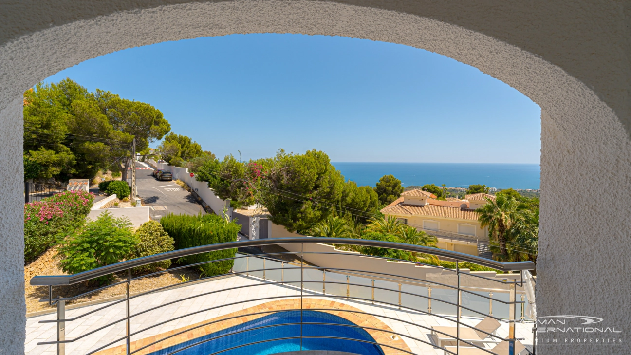 Ruime Villa met prachtig Zeezicht in de Sierra de Altea