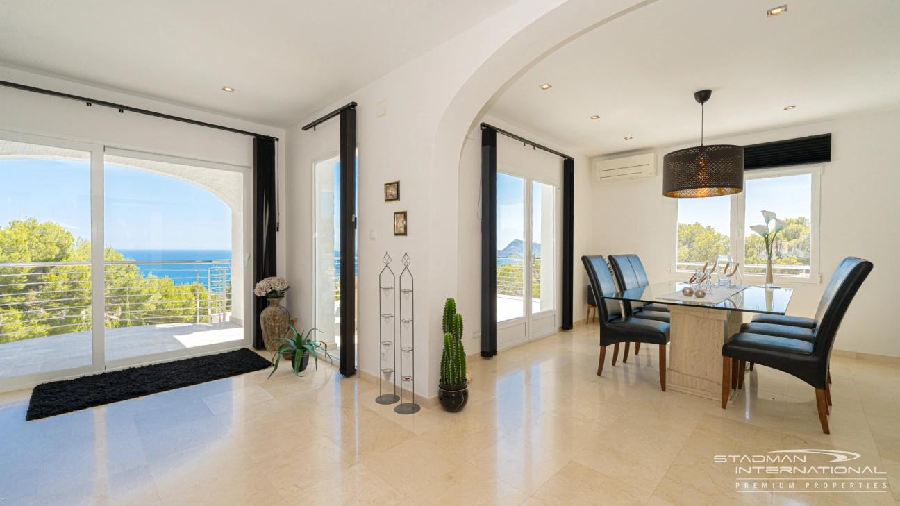 Ruime Villa met prachtig Zeezicht in de Sierra de Altea