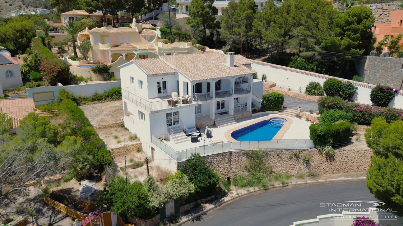 Ruime Villa met prachtig Zeezicht in de Sierra de Altea