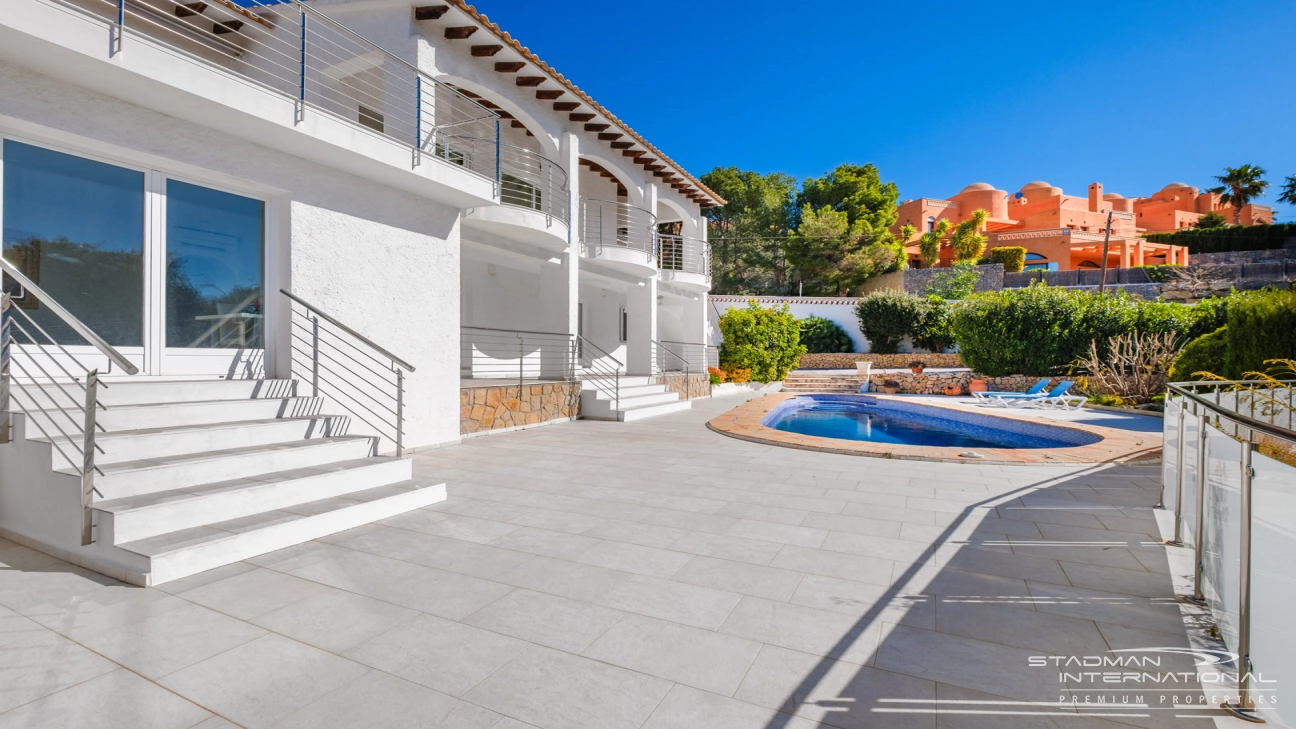 Große Villa mit herrlichem Meerblick in der Sierra de Altea