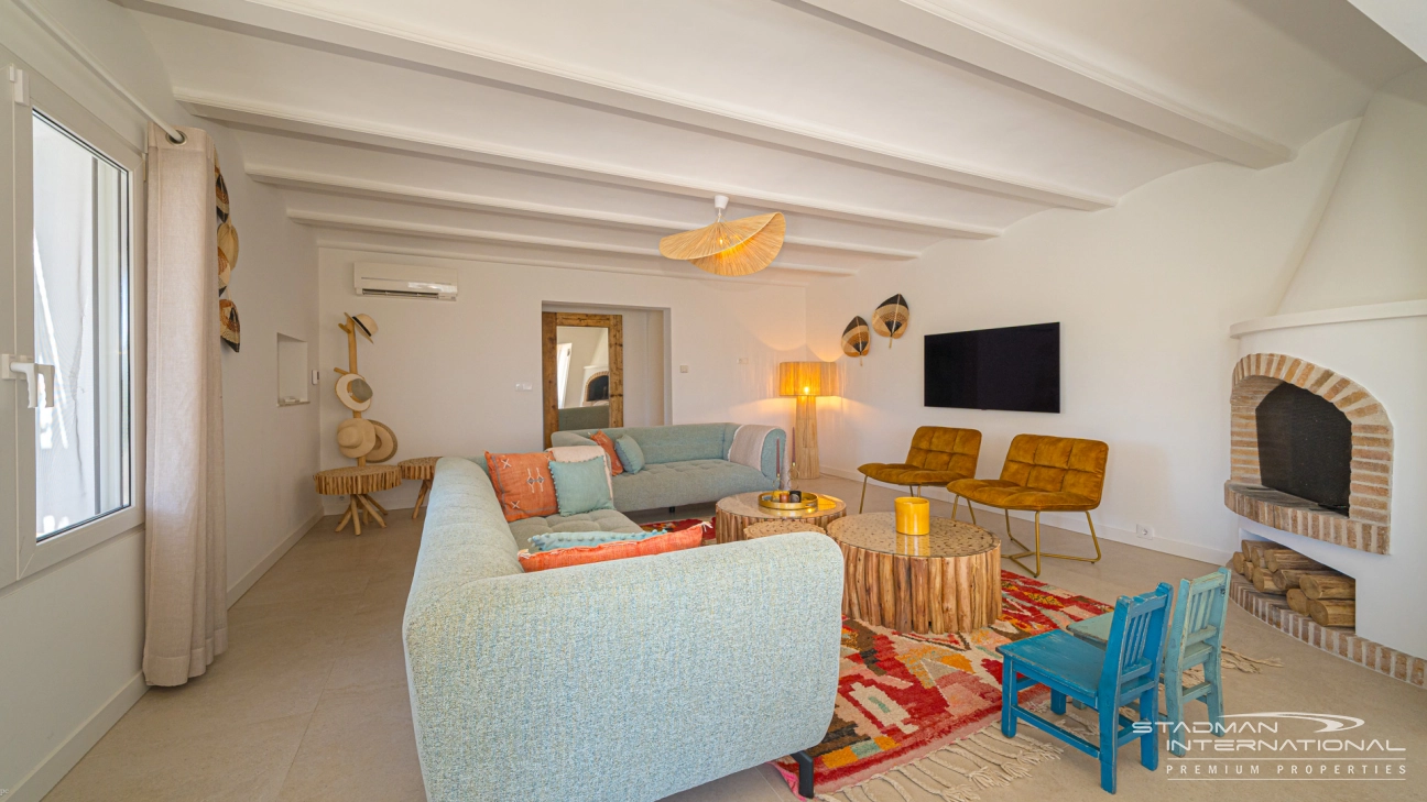 Renovert Villa med Gjesteleilighet nær Stranden i La Olla