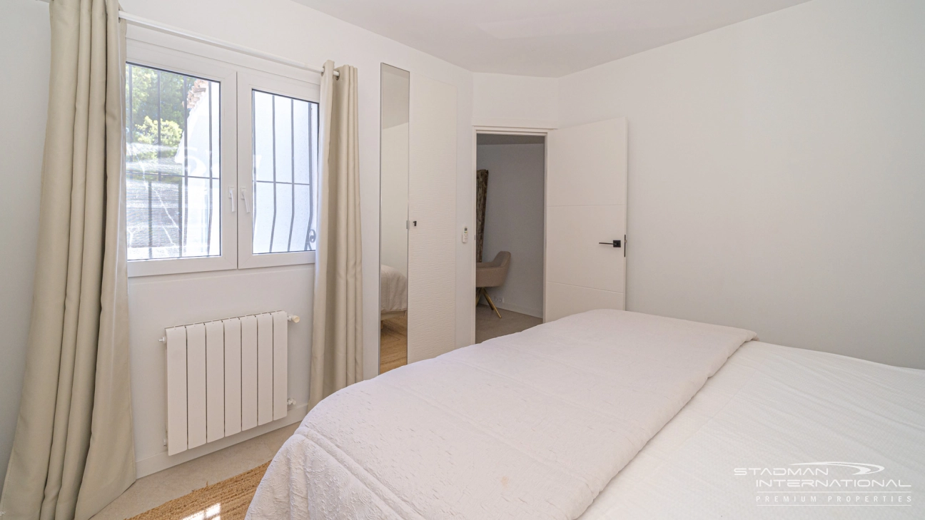 Renovert Villa med Gjesteleilighet nær Stranden i La Olla