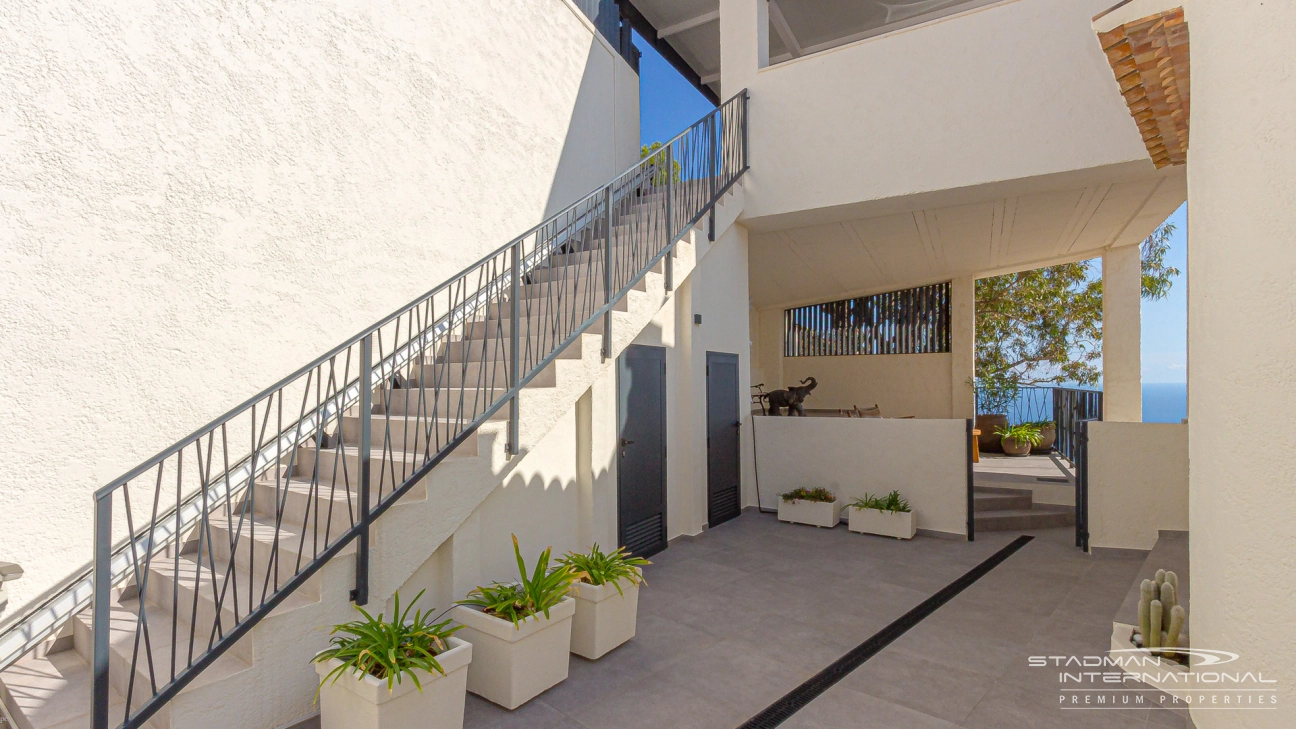 Atemberaubende Villa mit herrlichem Meerblick in Altea Hills