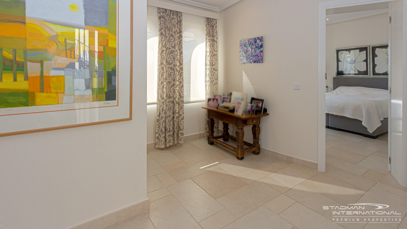 Atemberaubende Villa mit herrlichem Meerblick in Altea Hills