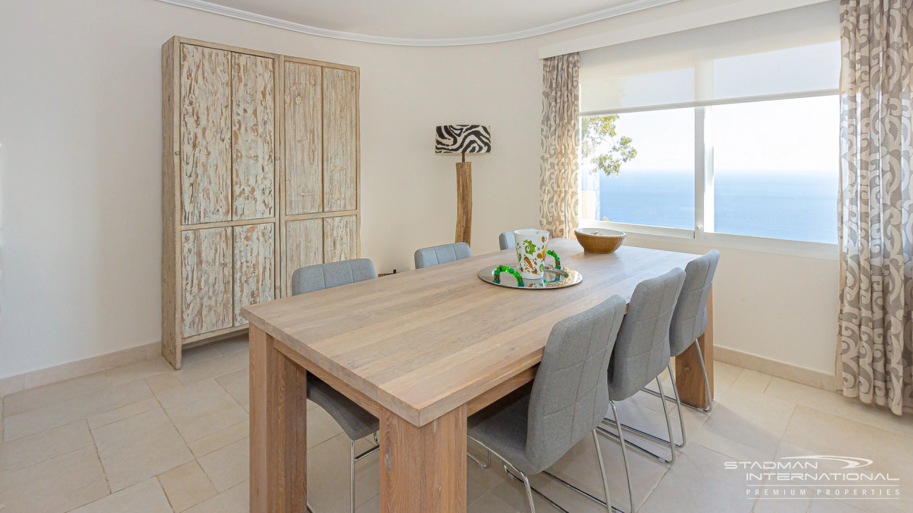 Atemberaubende Villa mit herrlichem Meerblick in Altea Hills