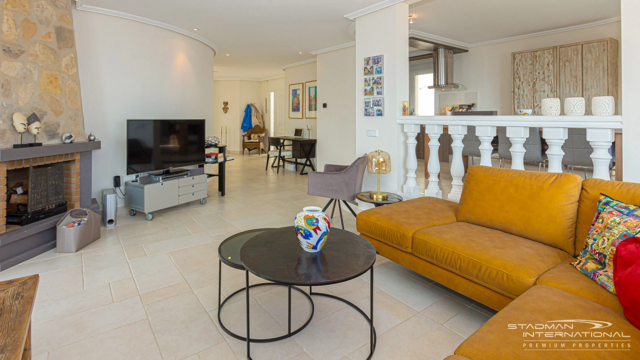 Atemberaubende Villa mit herrlichem Meerblick in Altea Hills