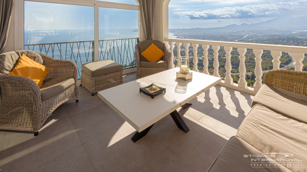 Atemberaubende Villa mit herrlichem Meerblick in Altea Hills