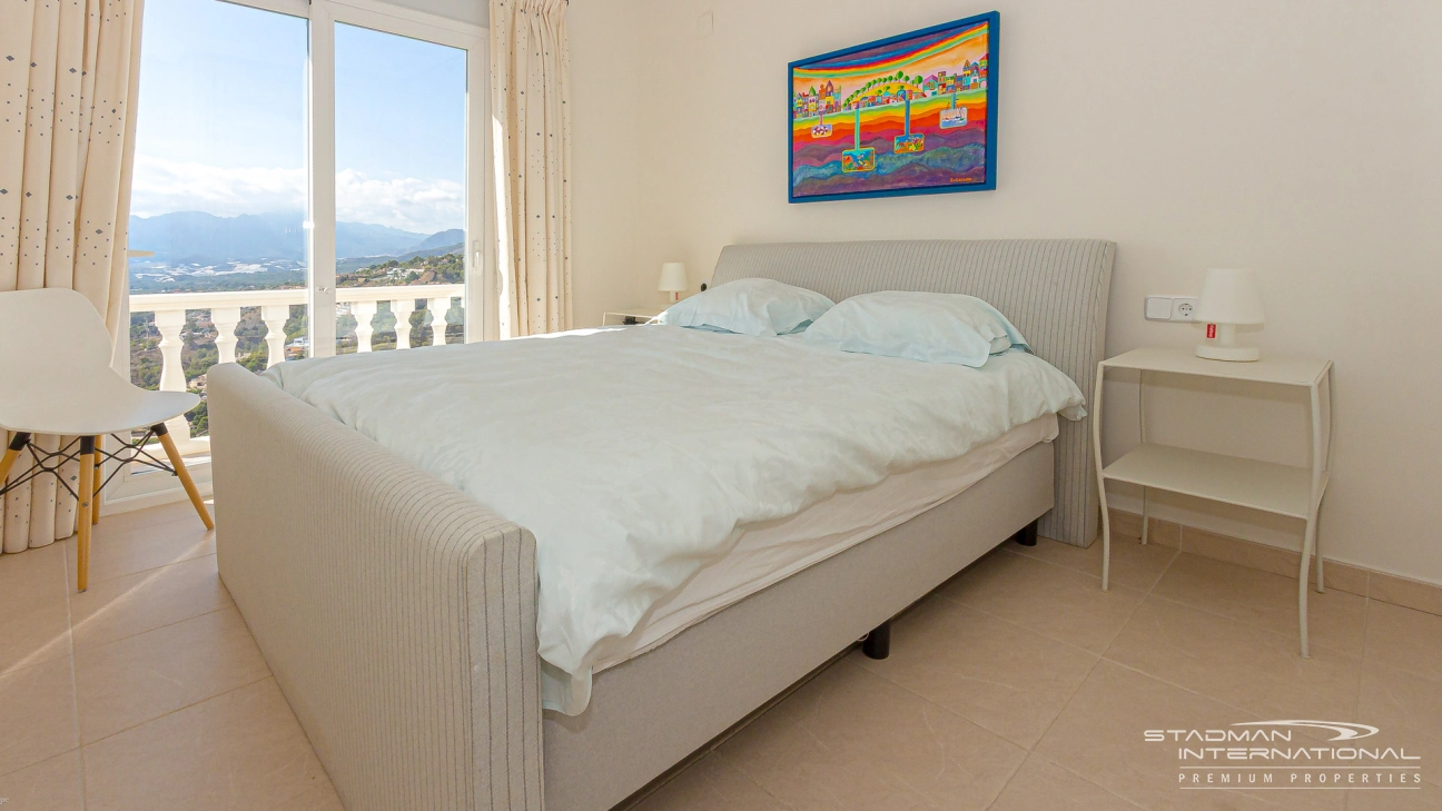 Atemberaubende Villa mit herrlichem Meerblick in Altea Hills