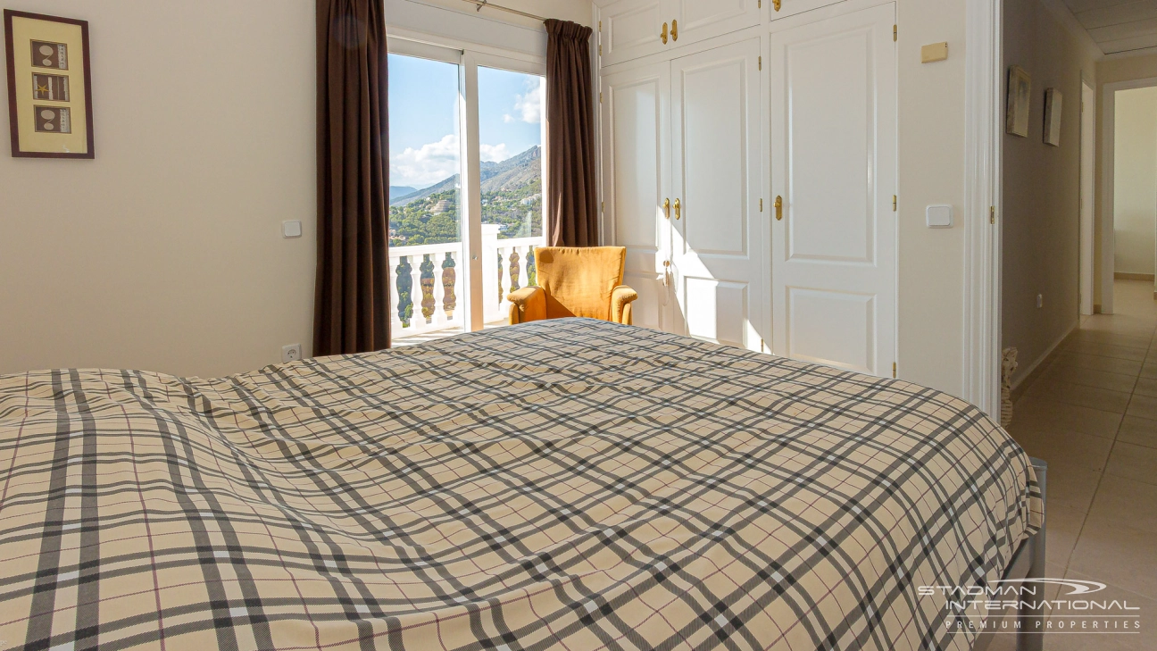 Atemberaubende Villa mit herrlichem Meerblick in Altea Hills