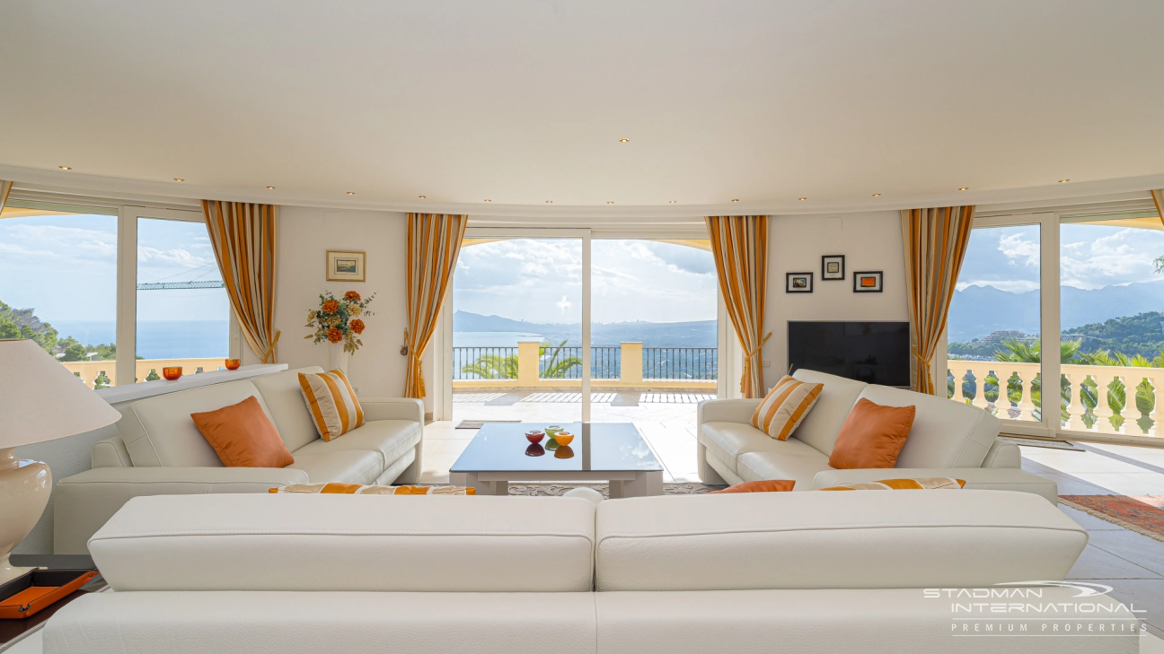 Élégante villa à Altea Hills avec Vue Imprenable sur la Mer