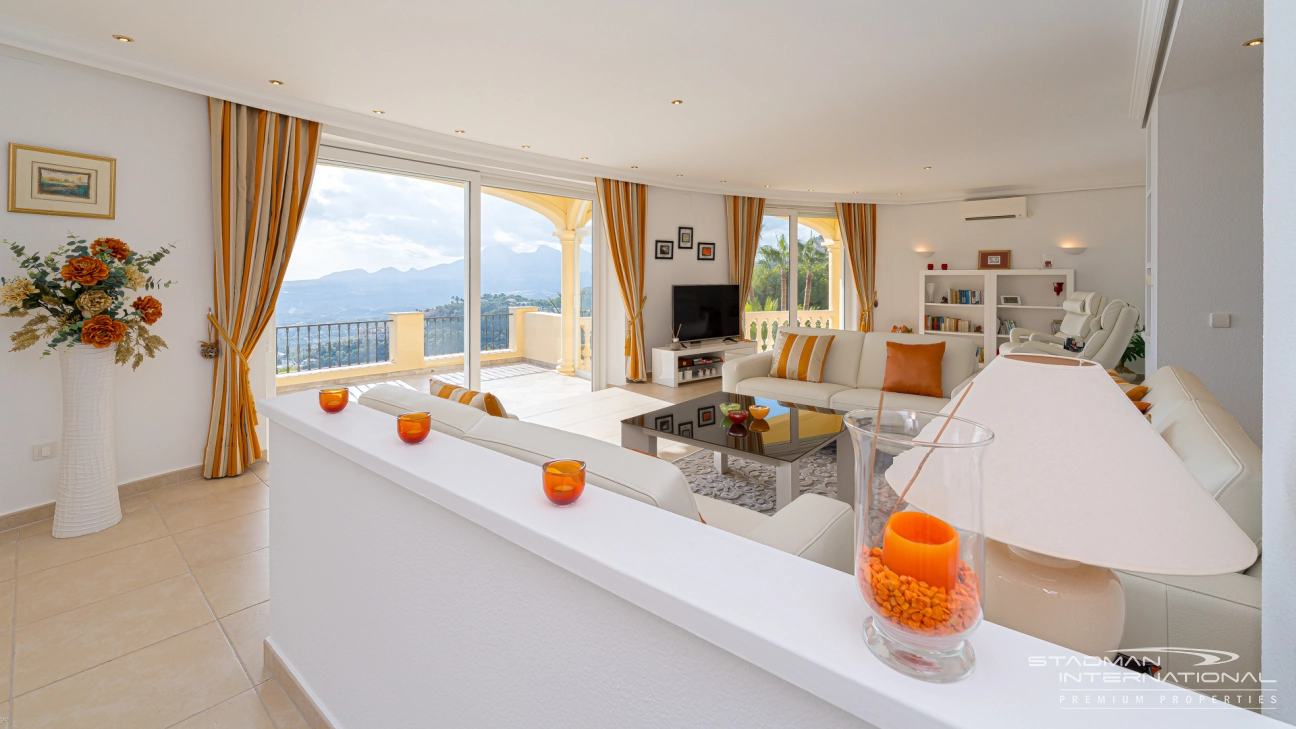 Élégante villa à Altea Hills avec Vue Imprenable sur la Mer