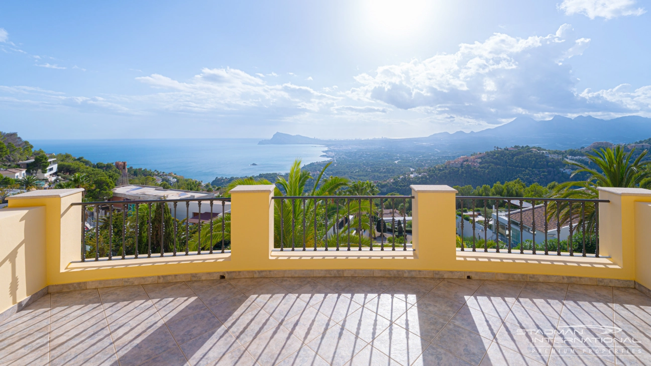 Élégante villa à Altea Hills avec Vue Imprenable sur la Mer
