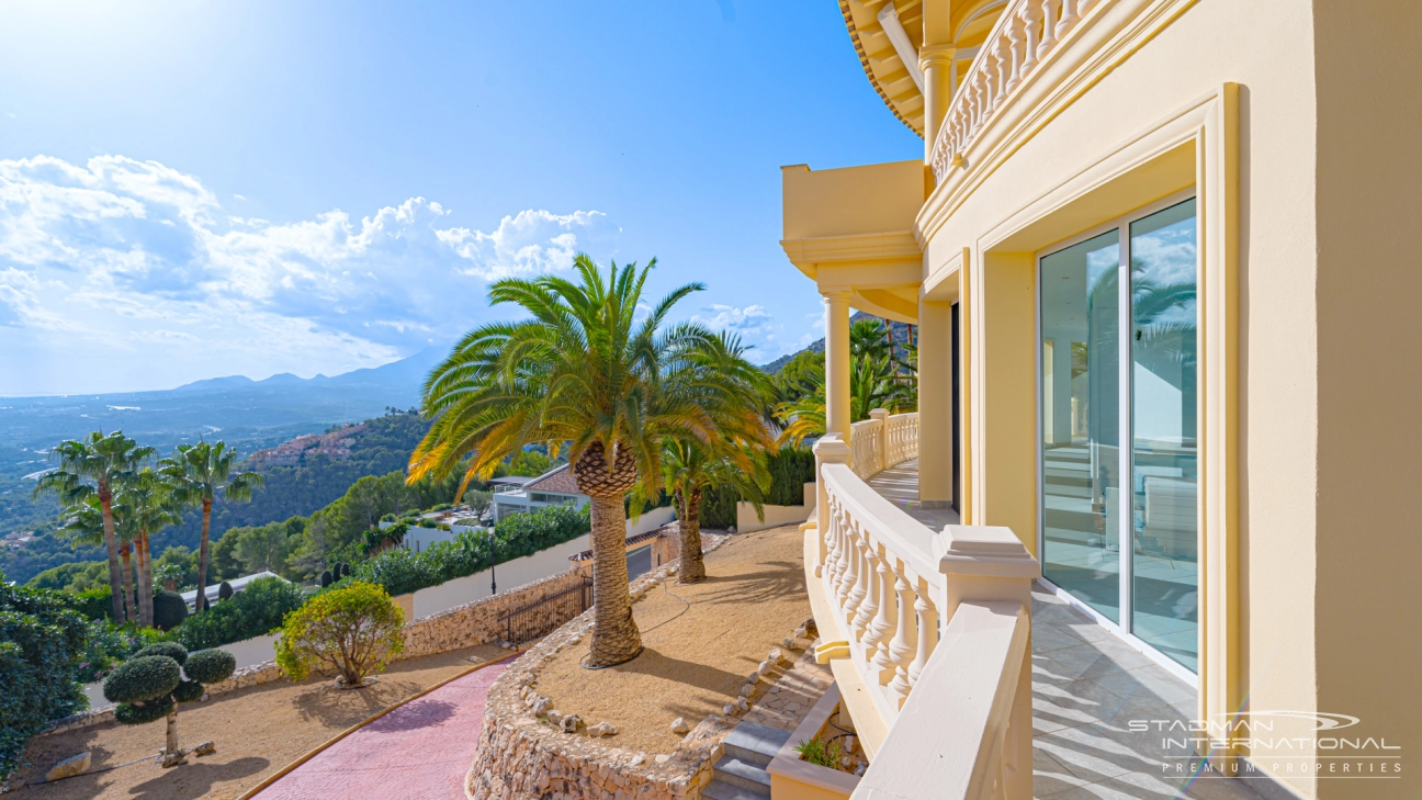 Élégante villa à Altea Hills avec Vue Imprenable sur la Mer