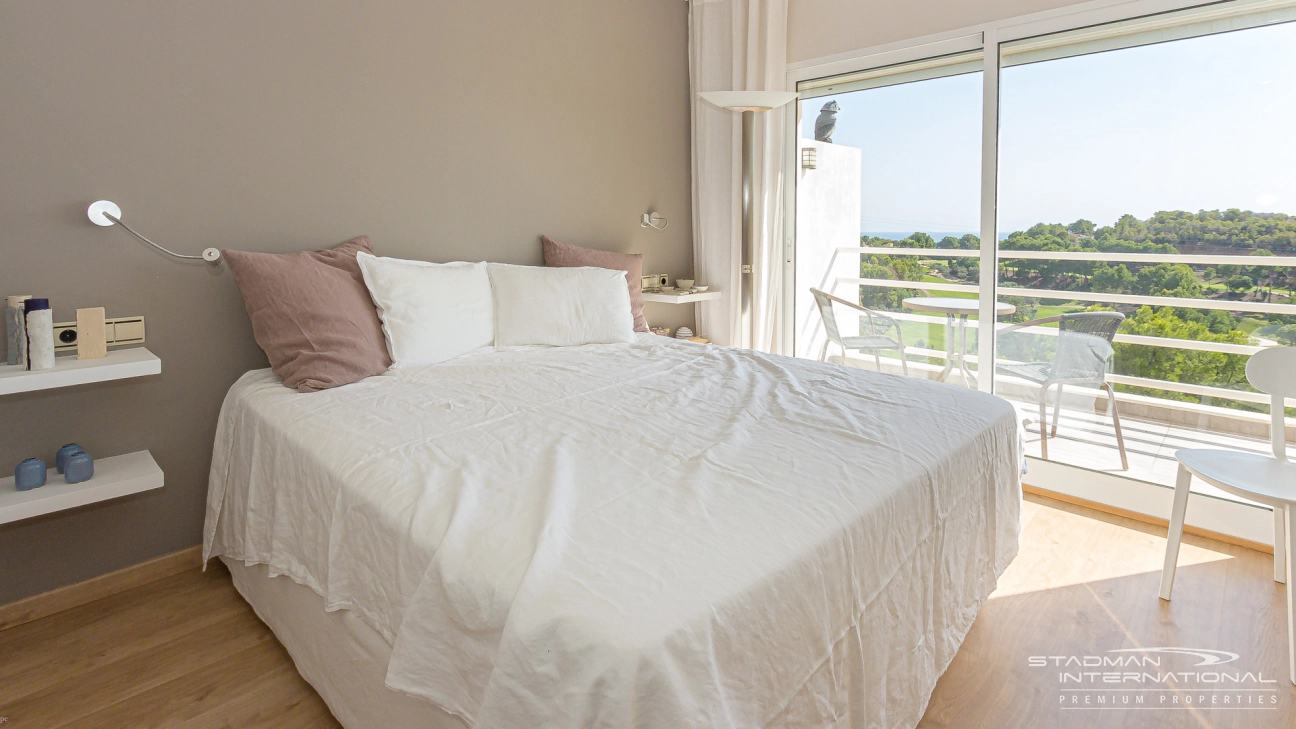 Geräumige Maisonette-Wohnung am Golfplatz Altea