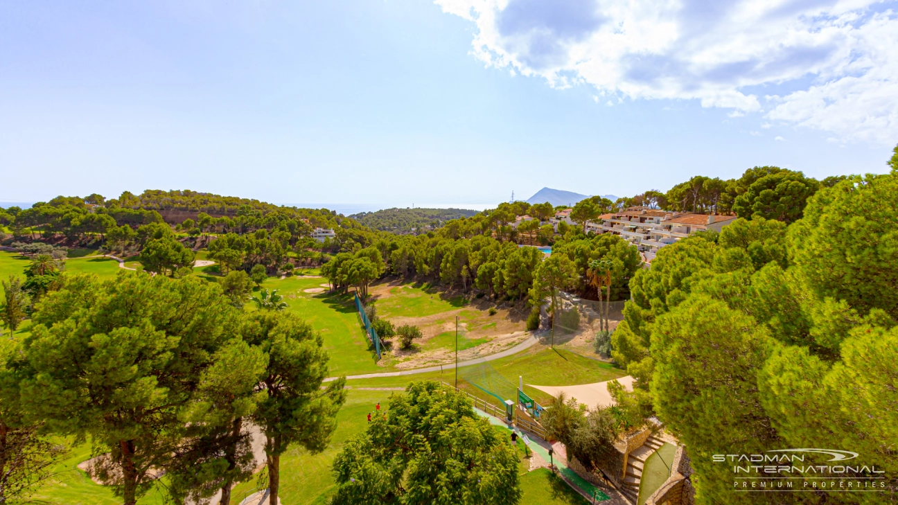 Beautiful Duplex Apartment at the Altea Golf Course