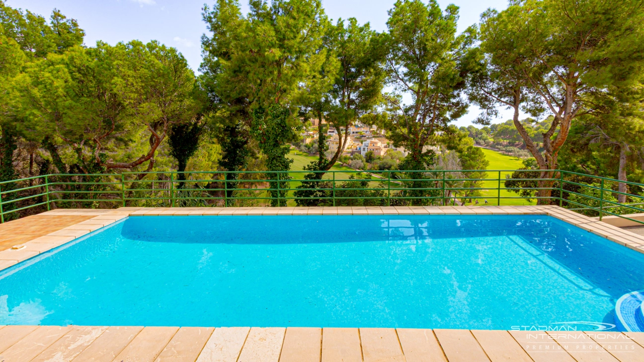 Beautiful Duplex Apartment at the Altea Golf Course