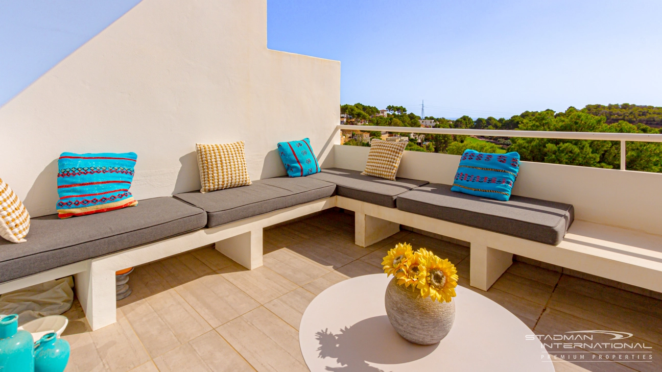 Geräumige Maisonette-Wohnung am Golfplatz Altea